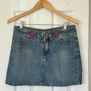 Y2K vintage Embroidered Denim Mini Skirt junior sz 11 Alfredo Venini, bohemian